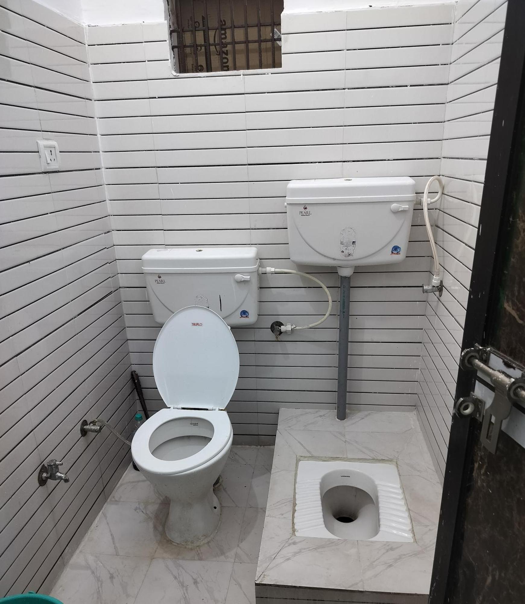 Hotel Chandrasha Villa Ayodhya Dham Ram Mandir 600 Meter المظهر الخارجي الصورة
